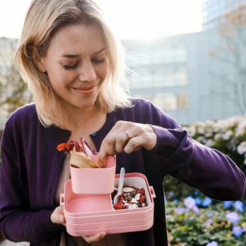 Mepal Bento Lunch Box Take A Break Midi - Nordic Pink 2 Mepal Bento Lunch Box Take A Break Midi - Nordic Pink - Image 2