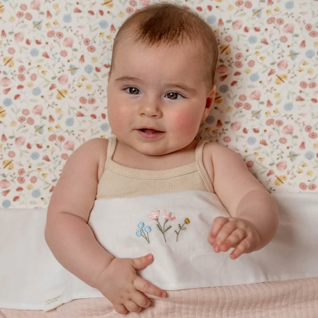 Little Dutch Bassinet Summer Blanket Pure Soft Pink 2 Little Dutch Bassinet Summer Blanket Pure Soft Pink - Image 2