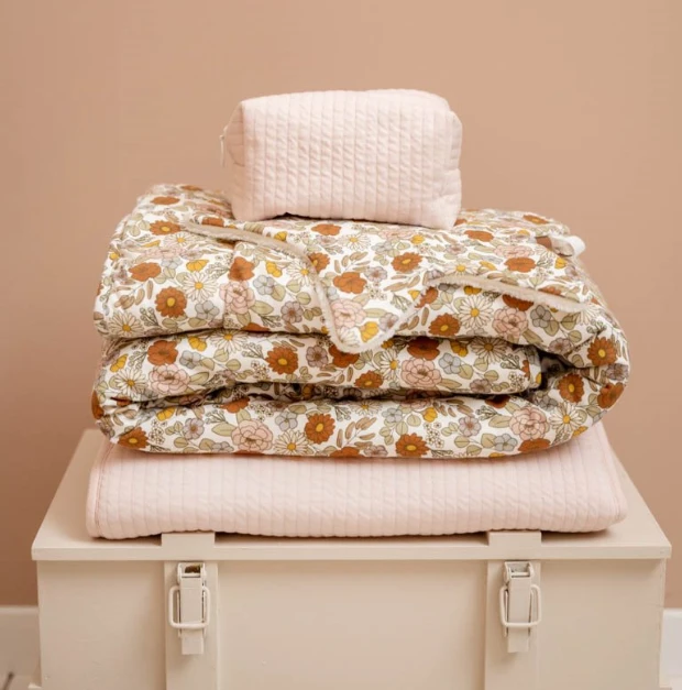 Little Dutch Toiletry Bag Pure Soft Pink 2 Little Dutch Toiletry Bag Pure Soft Pink - Image 2