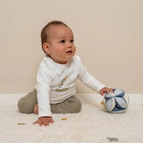 Little Dutch Gripping Ball Sailors Bay 2 Little Dutch Gripping Ball Sailors Bay - Image 2