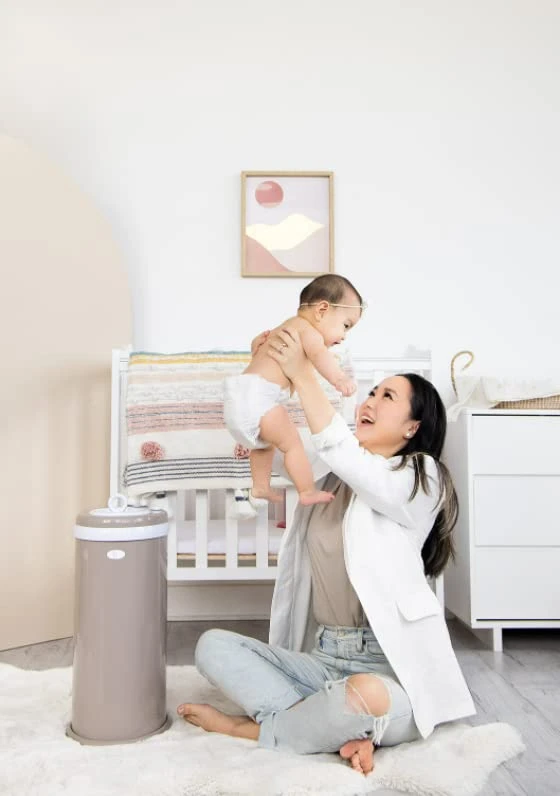 Ubbi® Diaper Pail - Taupe 4 Ubbi® Diaper Pail - Taupe - Image 4