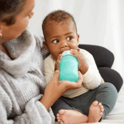 Glass Baby Bottle Healthy+ 150 Mint Green 7 Glass Baby Bottle Healthy+ 150 Mint Green -Stokke Store 4 09733135 c611 4cd4 b1c3 c0d71a3ba1b9