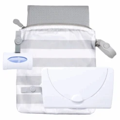 Ubbi® On-the-go Gift Set -Stokke Store 95 5bf0c4a4 594b 4175 86ec b7ab46d23b95