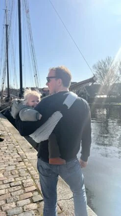 Toddler Carrier Denim Stripe 6 Toddler Carrier Denim Stripe -Stokke Store IMG 5414 1100x 8dcc3f9f a231 4f78 babe 1cde293448c9