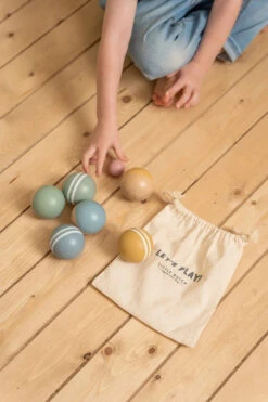 Little Dutch Boules Balls Set -Stokke Store LD7112 JeudeBoules 9 1445x 60acfb4a 23d4 4fec 950f 710b4fa00c80