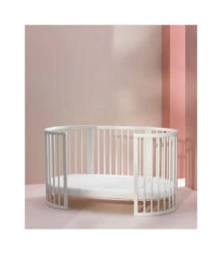 Stokke® Sleepi™ Bed V3 White -Stokke Store SleepiBed White Open 220225 009 eCom 8444857c 3cc4 4c59 a321 a109844a5f0a