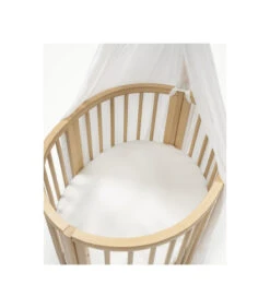 Stokke® Sleepi™ Mini Fitted Sheet White V3 7 Stokke® Sleepi™ Mini Fitted Sheet White V3 -Stokke Store SleepiMini Natural FtSh White Canopy 5278 TopView eCom