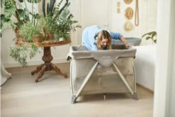 Nuna Sena Air Cot - Thyme -Stokke Store image 54 518x 0501ae9f e450 40b0 ad85 c7f428ffd2bc